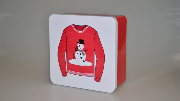 方形衣服鐵盒.jpg 方形衣服鐵盒.jpg