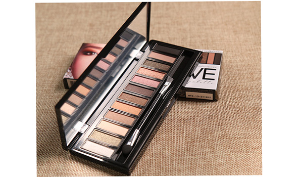 眼影包裝盒.jpg 眼影包裝盒.jpg