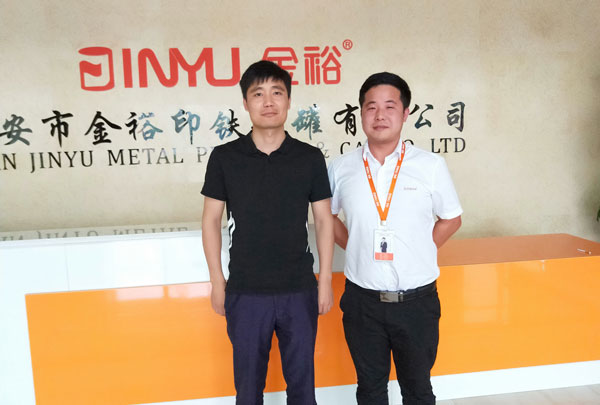 金裕制罐宋浩東和優眾食品李總合影 金裕制罐宋浩東和優眾食品李總合影