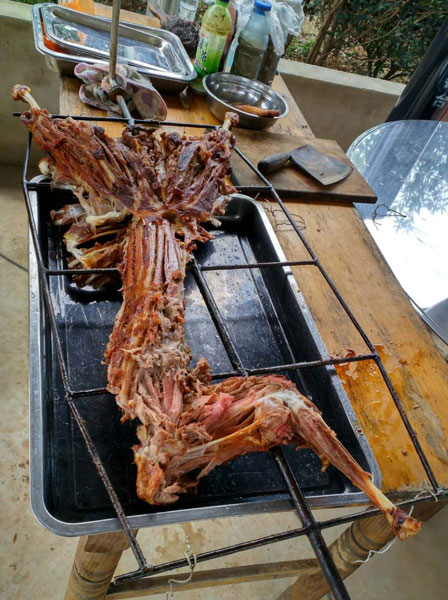 烤全羊 烤全羊