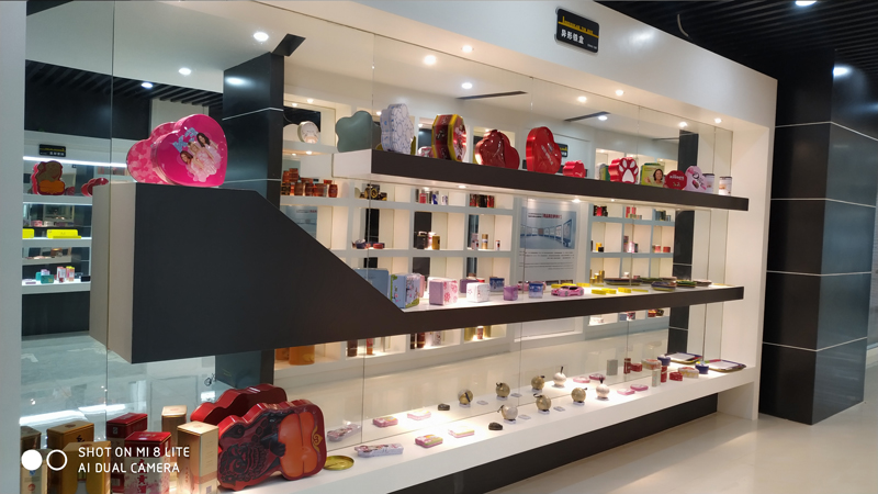 異形鐵盒 異形鐵盒