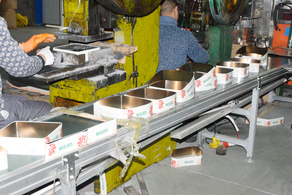 鐵盒包裝生產線 鐵盒包裝生產線