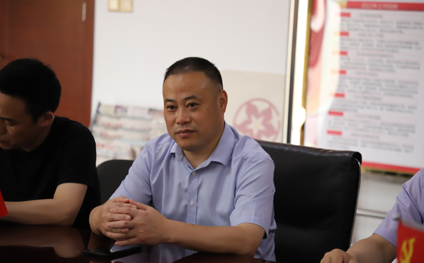 ee7c6de011234b8fb6a30edd883d040e.jpg ee7c6de011234b8fb6a30edd883d040e.jpg